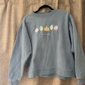 Vintage Cabela’s Blue Sweatshirt with Leaf Embroidery  Jansport Size Large
